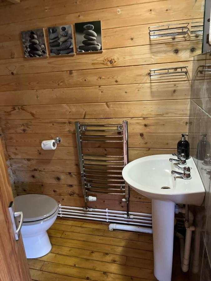 Morlais Log Cabin ライム・レジス エクステリア 写真